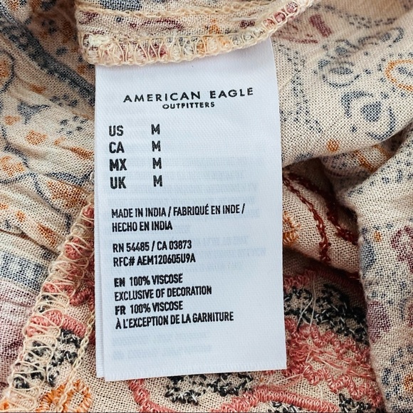 American Eagle Outfitter’s Boho Mixed Media Balloon Sleeve Blouse Size Medium - Picture 9 of 10